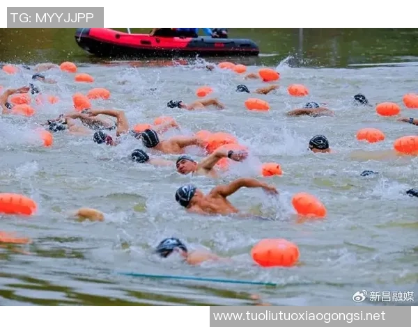 游泳运动员突破极限挑战自我创造辉煌成就之路